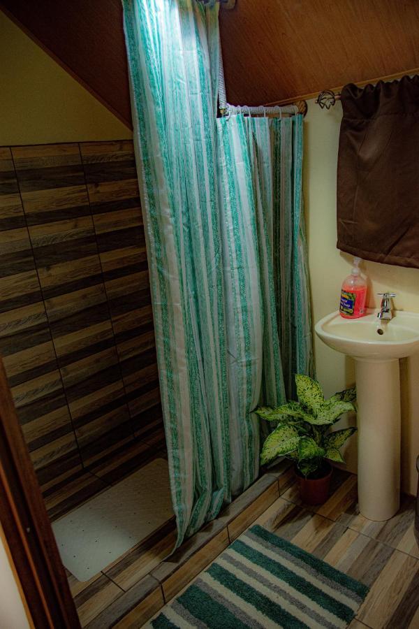 Pacuare Mountain Lodge Tres Equis Bagian luar foto